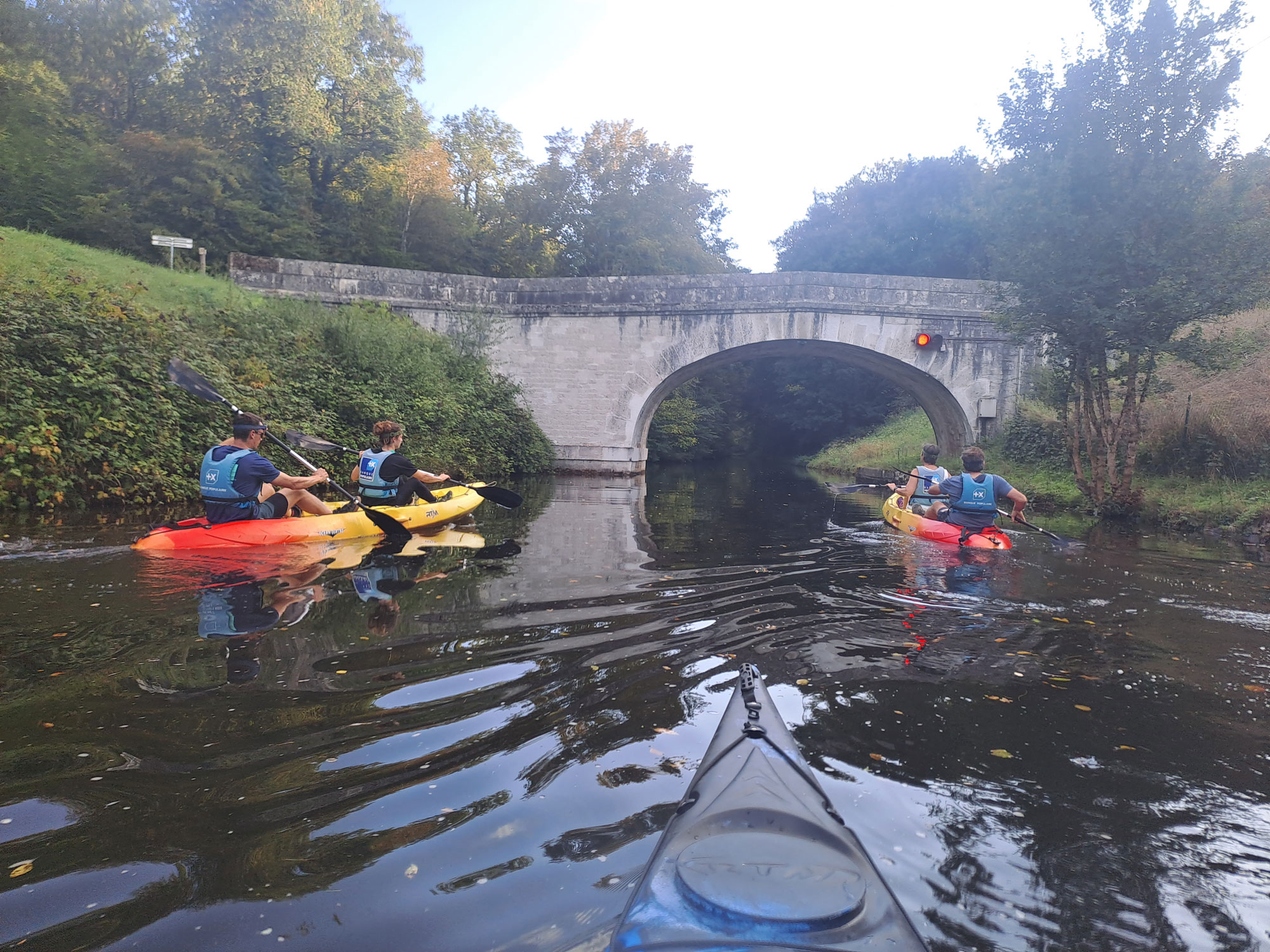 Le canal et ses voûtes en vélo puis canoë ou paddle