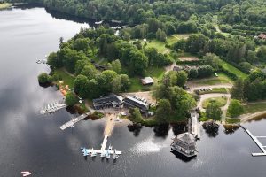 Le domaine Activital vous accueille au lac des Settons pour vos vacances