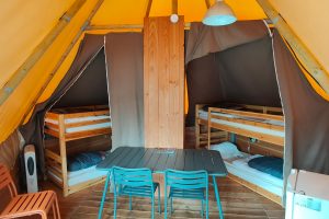 Hébergement en Tipi au lac des Settons, Morvan