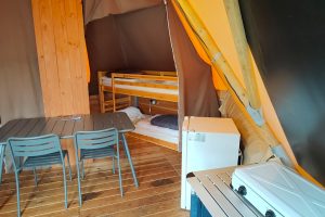 Hébergement en Tipi au lac des Settons, Morvan