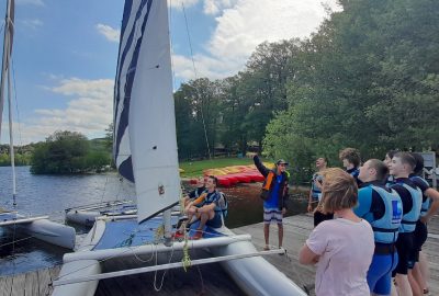 Stage de voile sur le lac des Settons