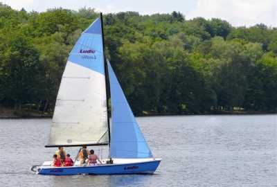 Stage de voile sur le lac des Settons